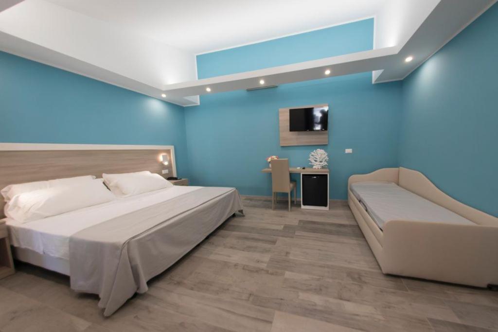 Costa Degli Dei Resort Capo Vaticano Εξωτερικό φωτογραφία