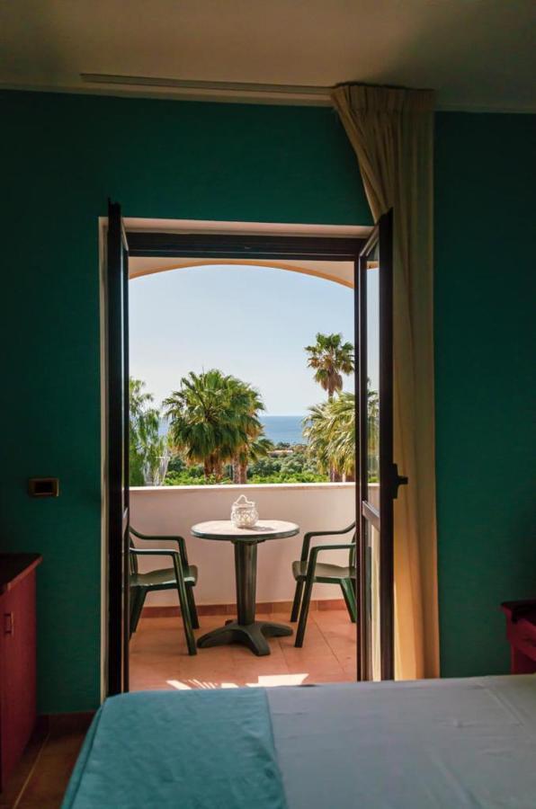 Costa Degli Dei Resort Capo Vaticano Εξωτερικό φωτογραφία